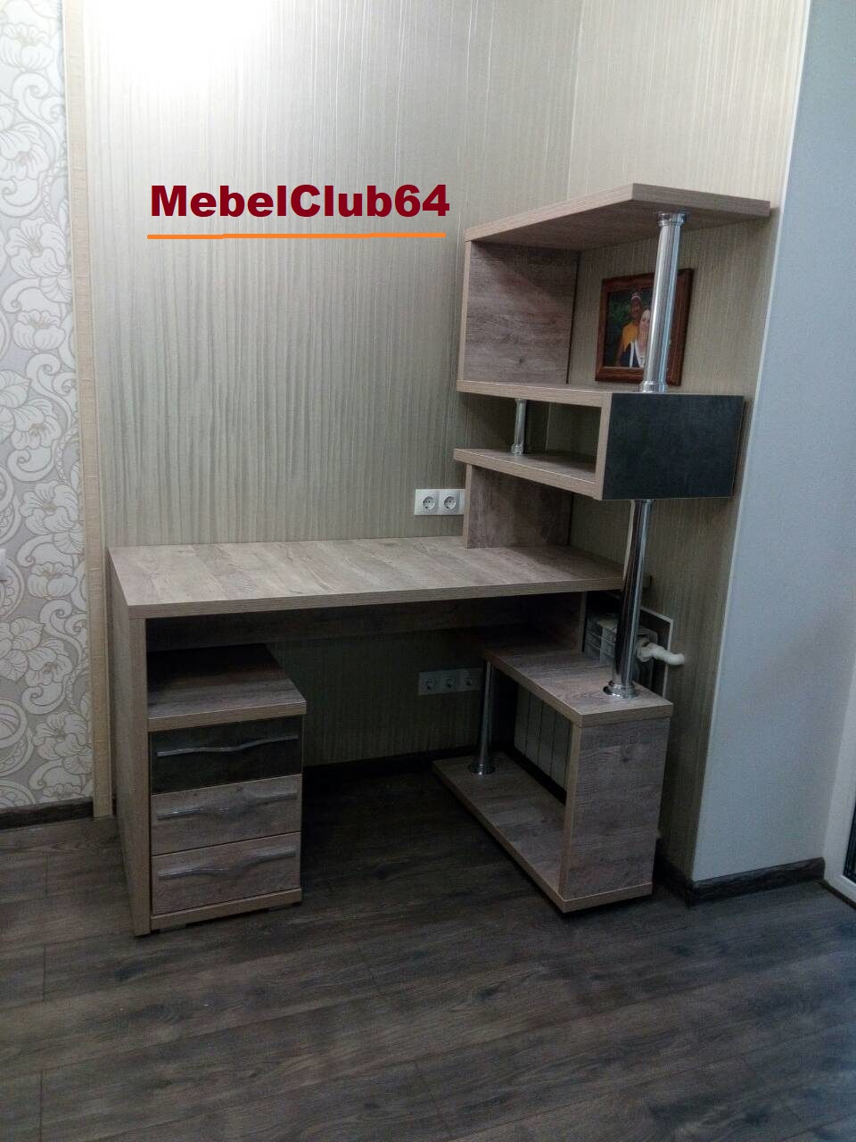 картинка Стол с полками (Заказ № 150 от 03.10.17) от сети мебельных салонов MebelClub